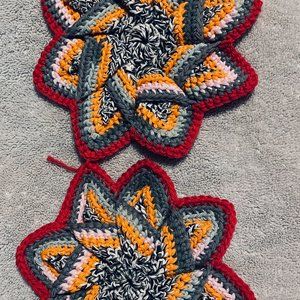 Star crochet pot holders